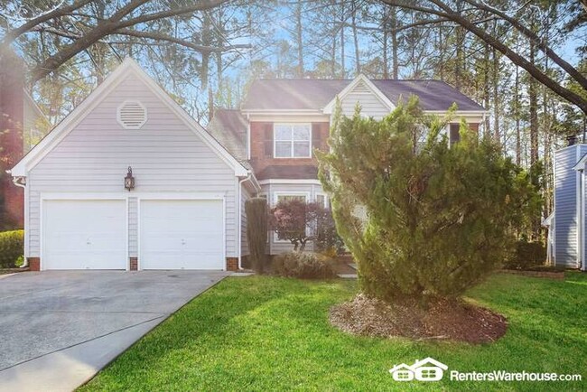 Building Photo - This 4 bedroom,  2.5 bathroom property is ...
