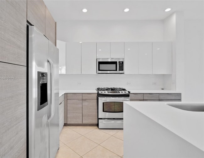 Building Photo - 3055 NW 126th Ave