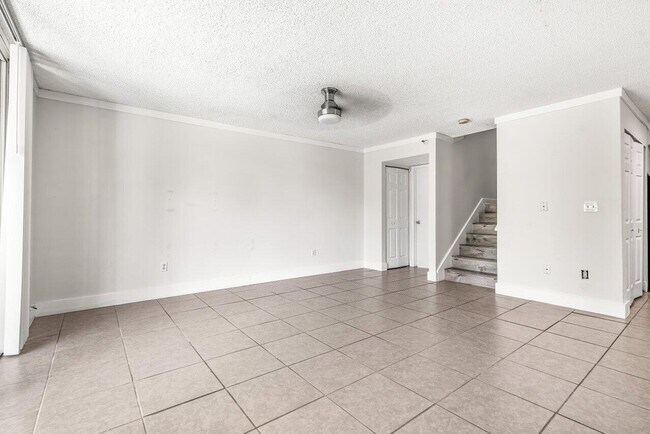 Building Photo - 127 Yacht Club Way