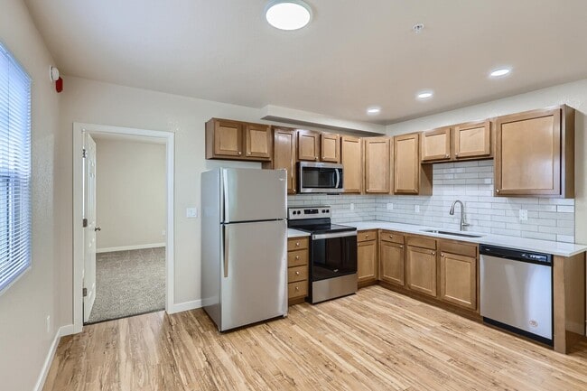 Photo - 1391 Carr St Apartment