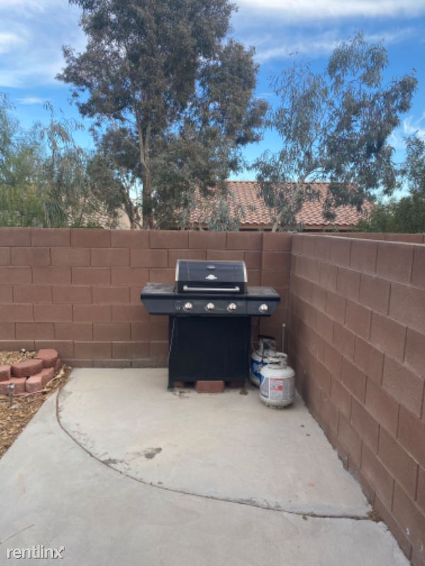 Foto del edificio - 4 br, 3 bath House - 1212 Dream Bridge Dr