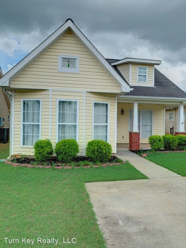 Building Photo - 3 br, 2 bath House - 208 Creekstone Trail