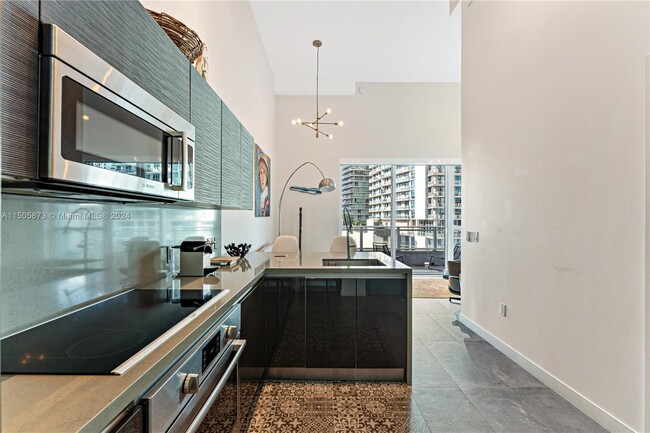 Building Photo - 1080 Brickell Ave