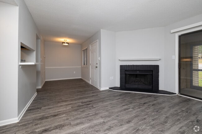 1BR, 1BA - 900SF - Living Room - The Bluffs Apartment Homes