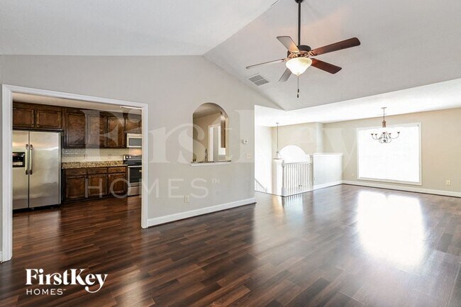 Foto del edificio - 1417 Greenridge Way