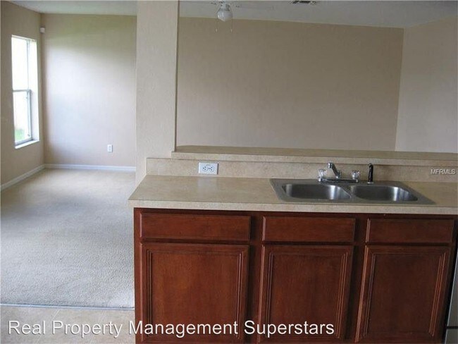 Building Photo - 15455 Galbi Dr