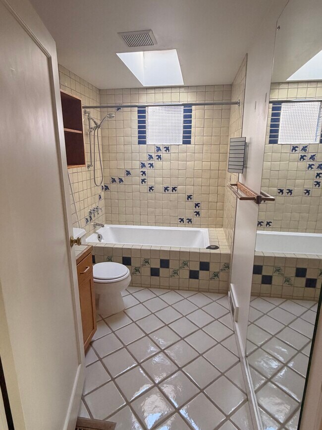 Foto del edificio - 7307 24th Ave NE