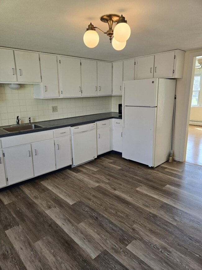 10 Myles Standish Dr Unit 10 Myles Standish 6, Haverhill, MA 01835