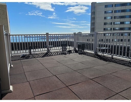 Foto del edificio - 376 Ocean Ave