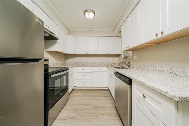 Foto del edificio - 3413 Highmeadow Ln