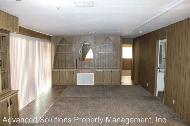 Building Photo - 2 br, 2 bath House - 16885 Mcleod Rd