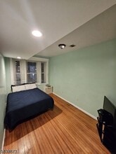 Building Photo - 209 Mt Prospect Ave