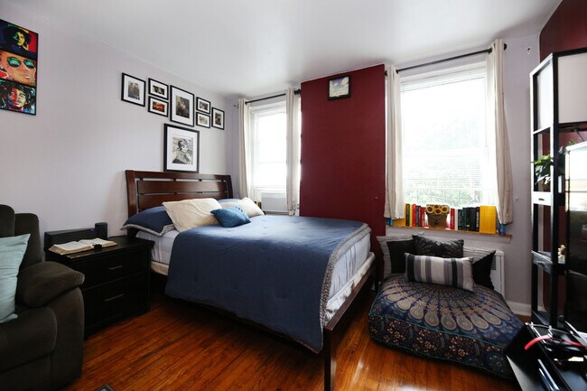 Foto del edificio - 8450 169th St