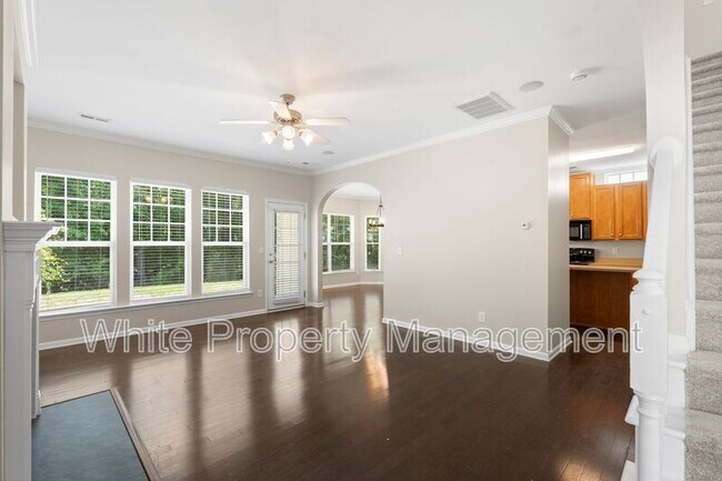 Foto del edificio - 1141 Hammond Dr