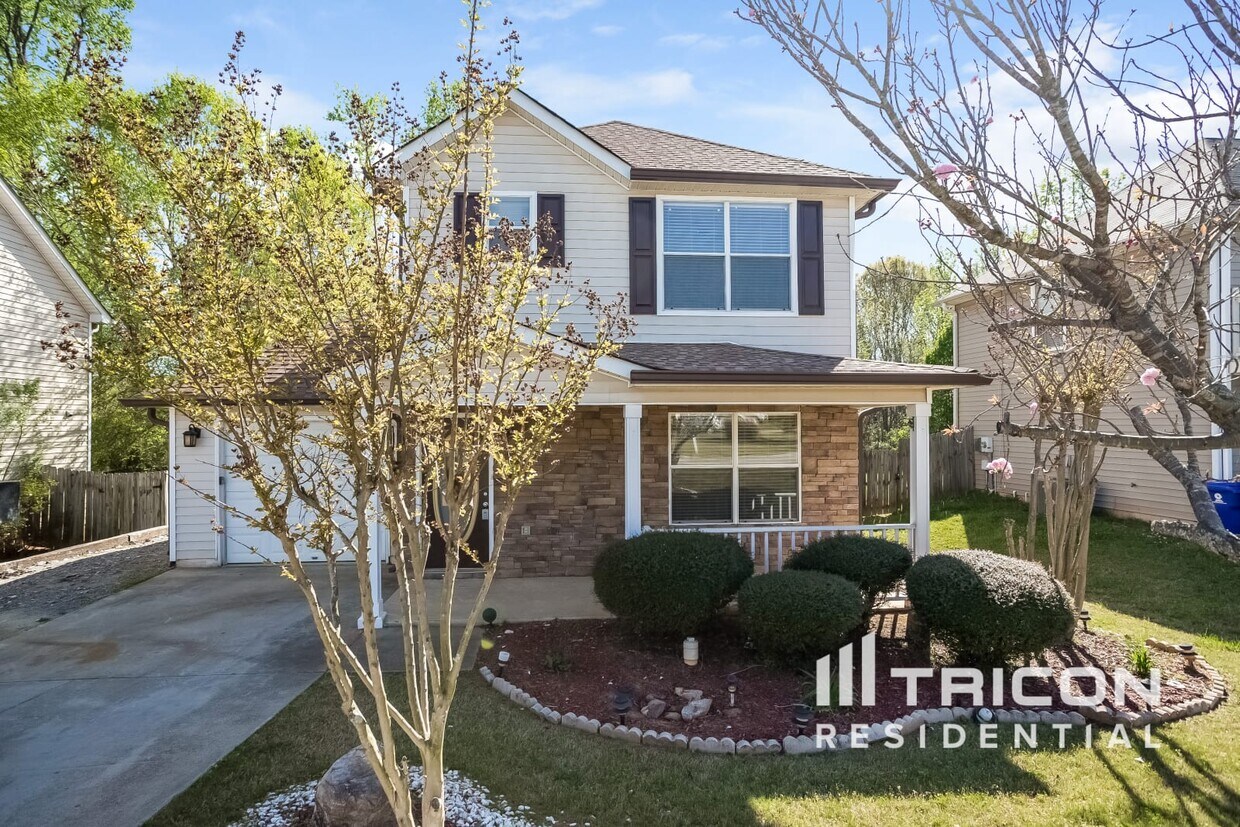Foto principal - 815 Tramore Dr