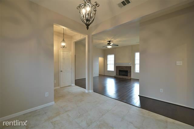 Building Photo - 3 br, 2 bath House - 105 Cottonwood Drive