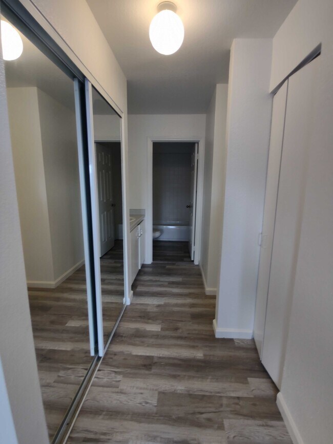 Foto del edificio - 3 Kiska Rd