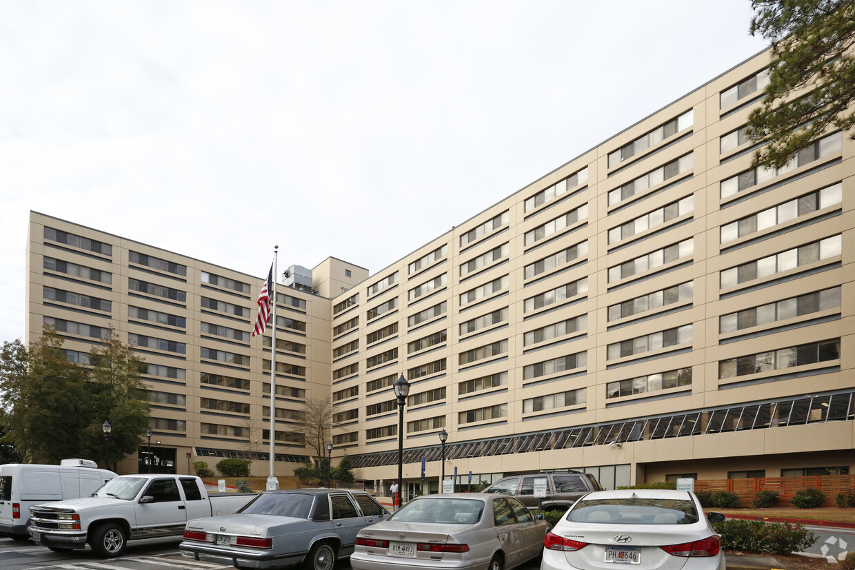 Building Photo - Marian Road Highrise