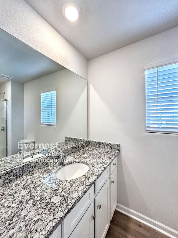 Building Photo - 217 Aniston Ln