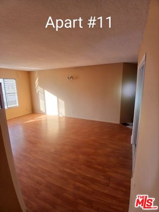 Foto del edificio - 4106 Rosewood Ave