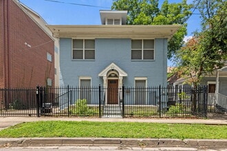 Building Photo - 412 Drew St