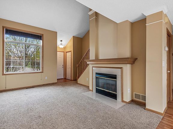 Foto del edificio - 4220 Merrimac Ln N