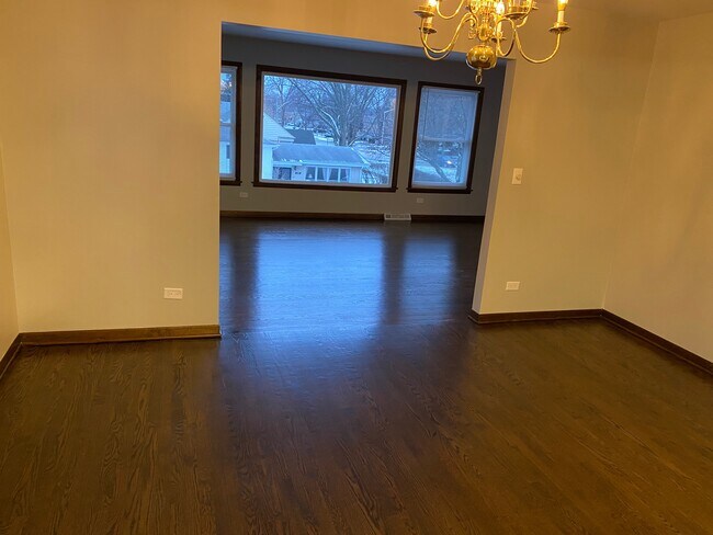 Foto del edificio - 5154 Carol St