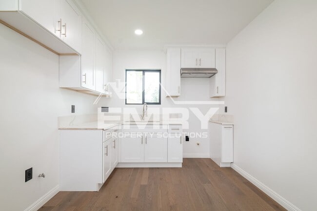 Photo - 9135 Arrington Ave Apartment