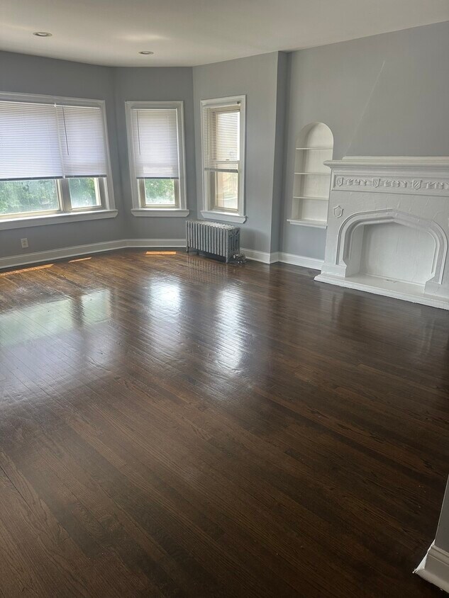 Foto del edificio - 7840 S Constance Ave