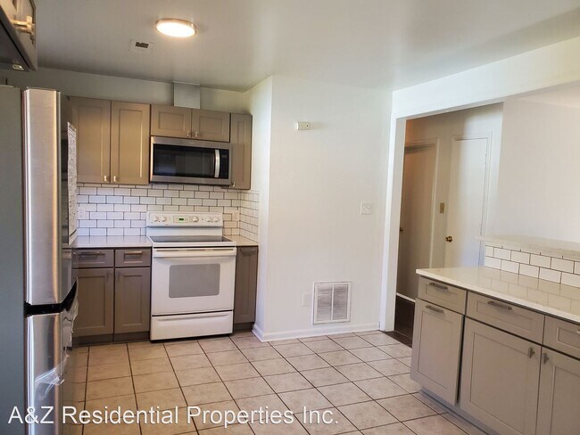 Building Photo - 3 br, 2 bath House - 6820 Barcliff Dr.