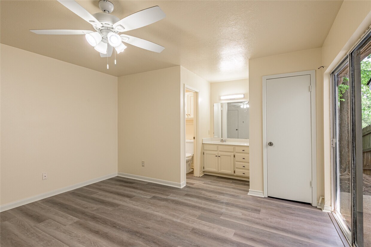 Foto principal - 1401 Ave O