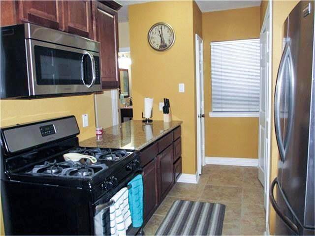 Foto del edificio - 4609 University Oaks Blvd