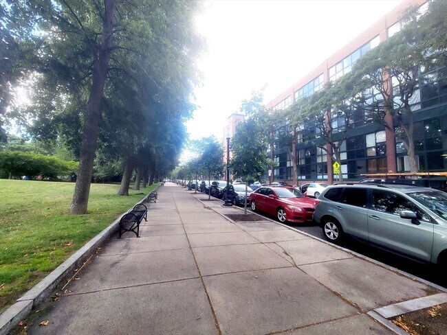 Foto del edificio - 42 8th St