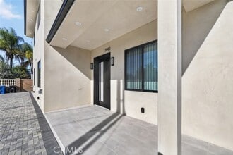 Building Photo - 12943 W Kilikia Dr