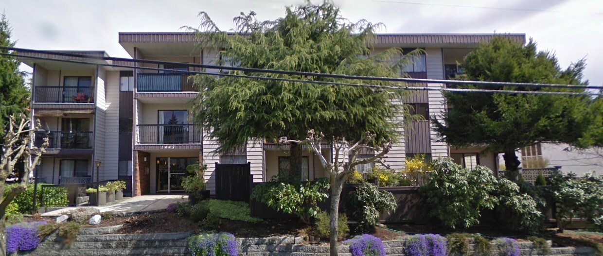 Blackwood Manor Apartments 1442 Blackwood St White Rock, BC