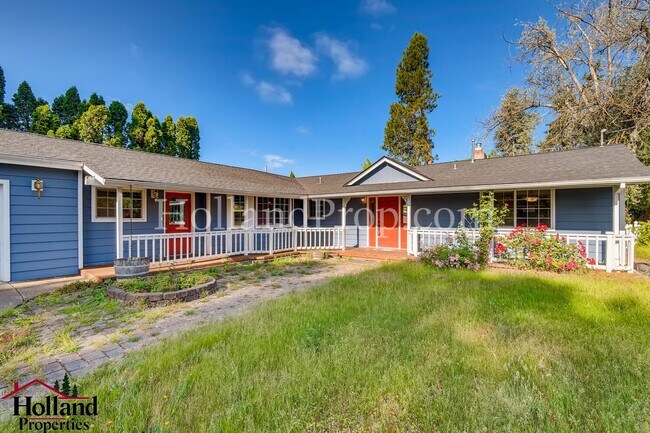 Foto del edificio - Espectacular Single Level 4 Bed Home in Hi...