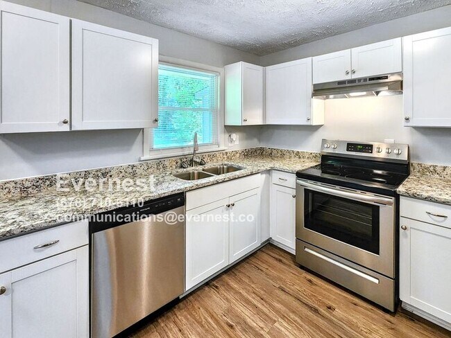 Foto del edificio - 1764 Atherton Dr