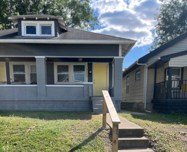 Foto del edificio - 3609 E Vermont St