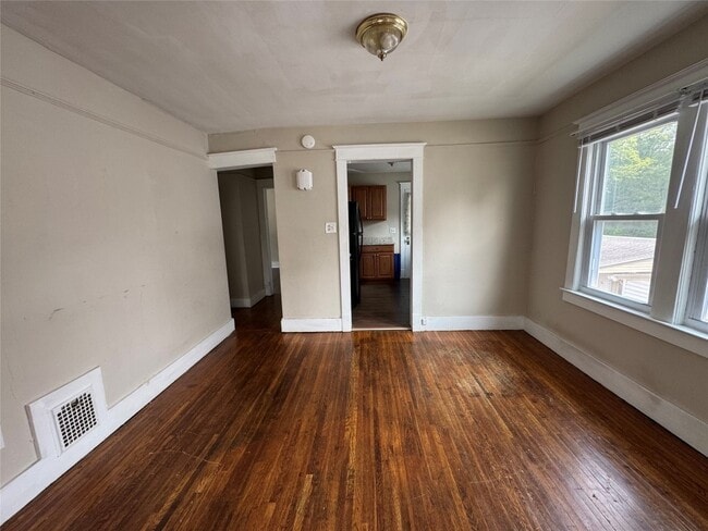 Building Photo - 61 Ackley Ave