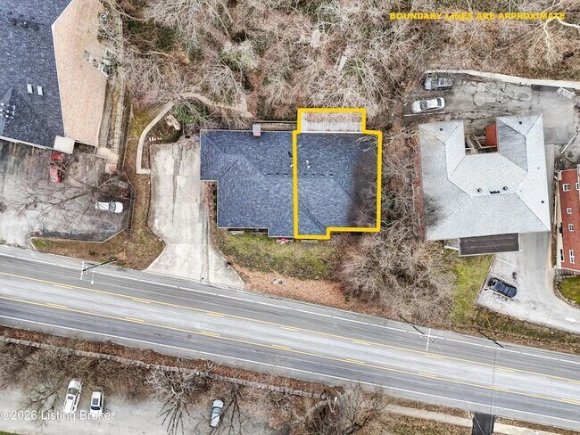 Building Photo - 2726 Brownsboro Rd