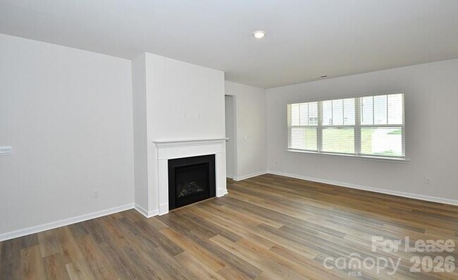 Building Photo - 119 Pecan Grv Ln