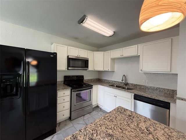 Foto del edificio - 3400 Chatham Ct