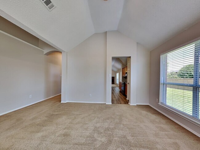 Building Photo - 100 Sequoia Rd