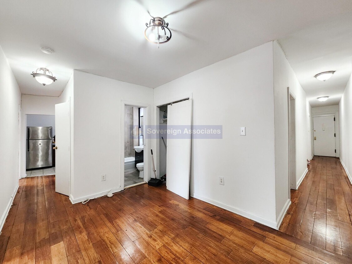 Primary Photo - 3620 Broadway