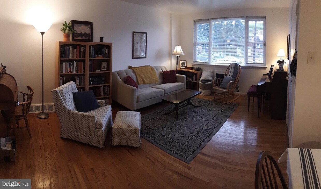 Primary Photo - 2586 Balwynne Park Rd