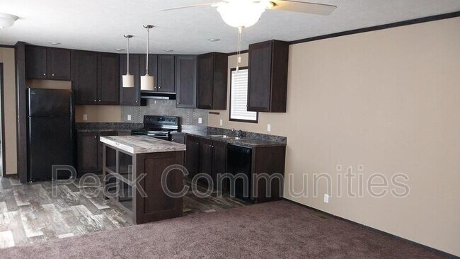 Foto del edificio - 3138 Wintersong Dr
