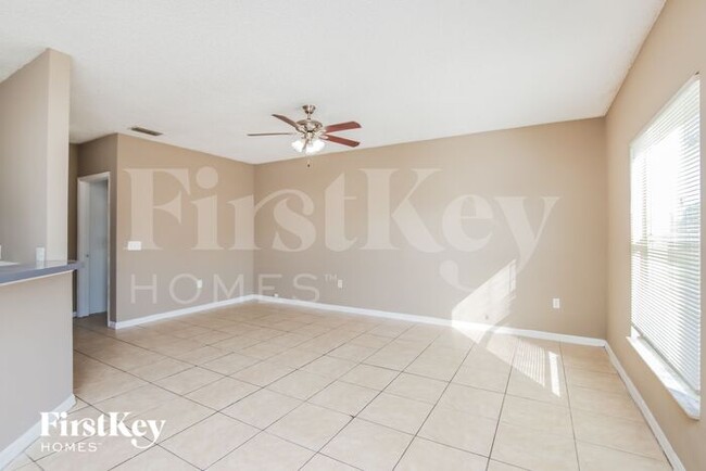 Building Photo - 129 Admiral Circle