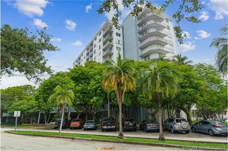 6900 Bay Dr Unit 6B, Miami Beach, FL 33141 Condo for Rent in Miami