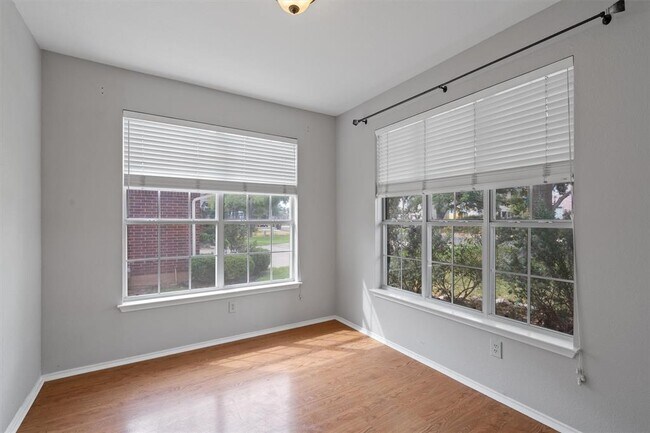 Foto del edificio - 1403 Wildvine Cove