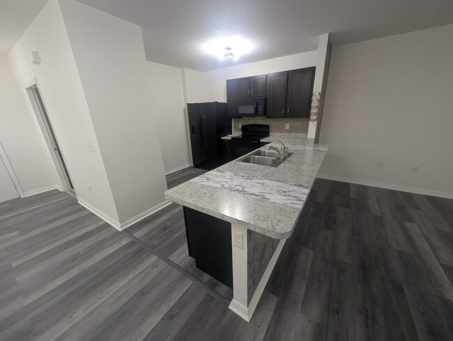 Building Photo - 9710 Hound Chase Dr